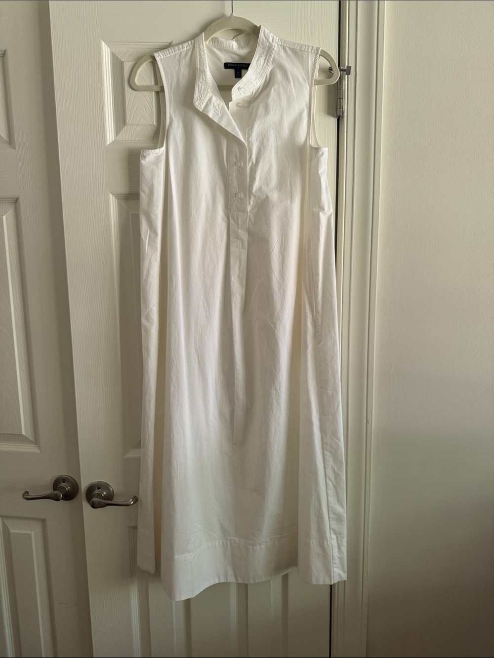 Banana Republic Sleeveless White Midi Shirt Dress
